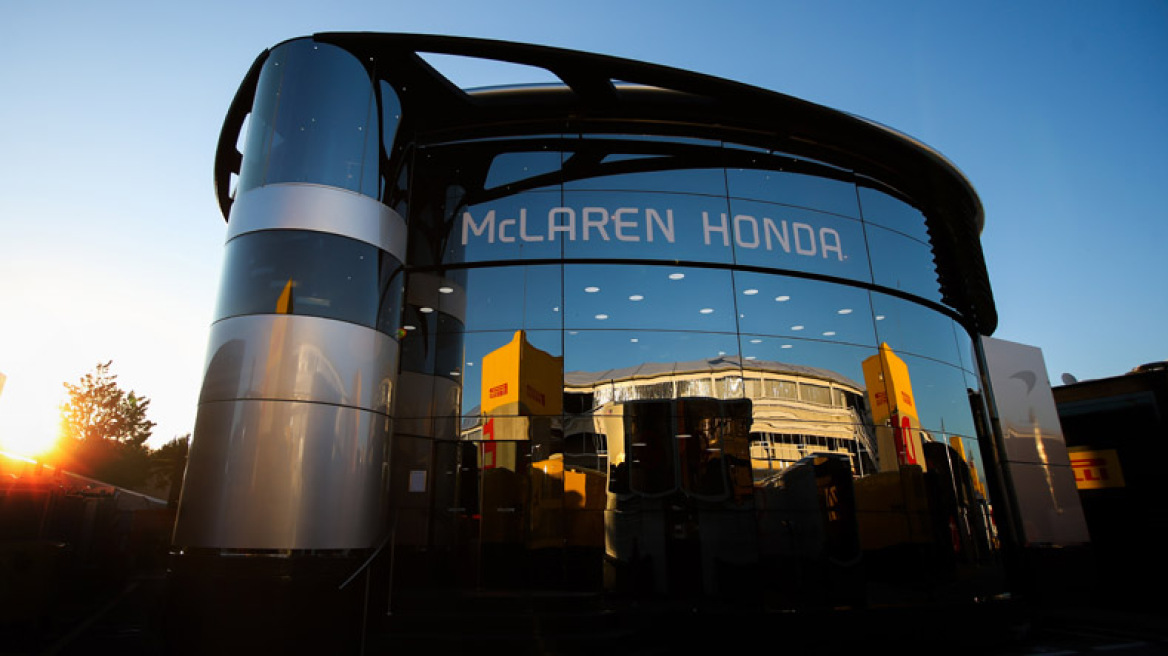 Τι πραγματικά συμβαίνει στη McLaren;